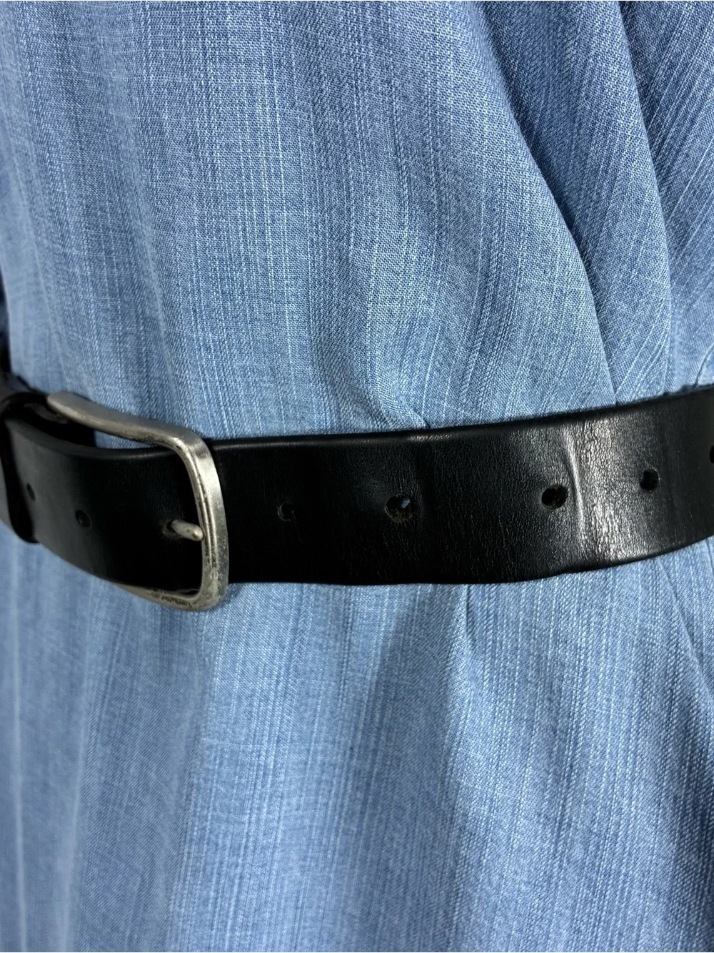 Dockers black leather belt Sz 40 unisex genuine leather buckle with logo